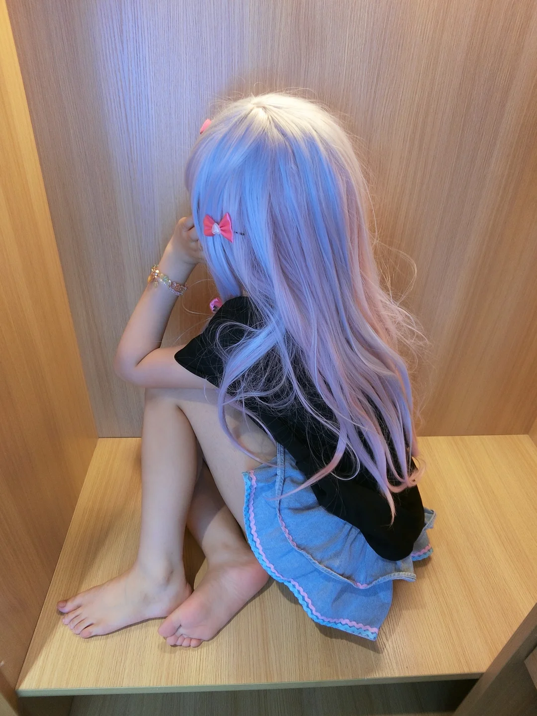软妹摇摇乐摇摇乐yoyo_嫩足萝莉系_95P,5V_951MB tg@simisebaisi 【丝足阁】092.webp